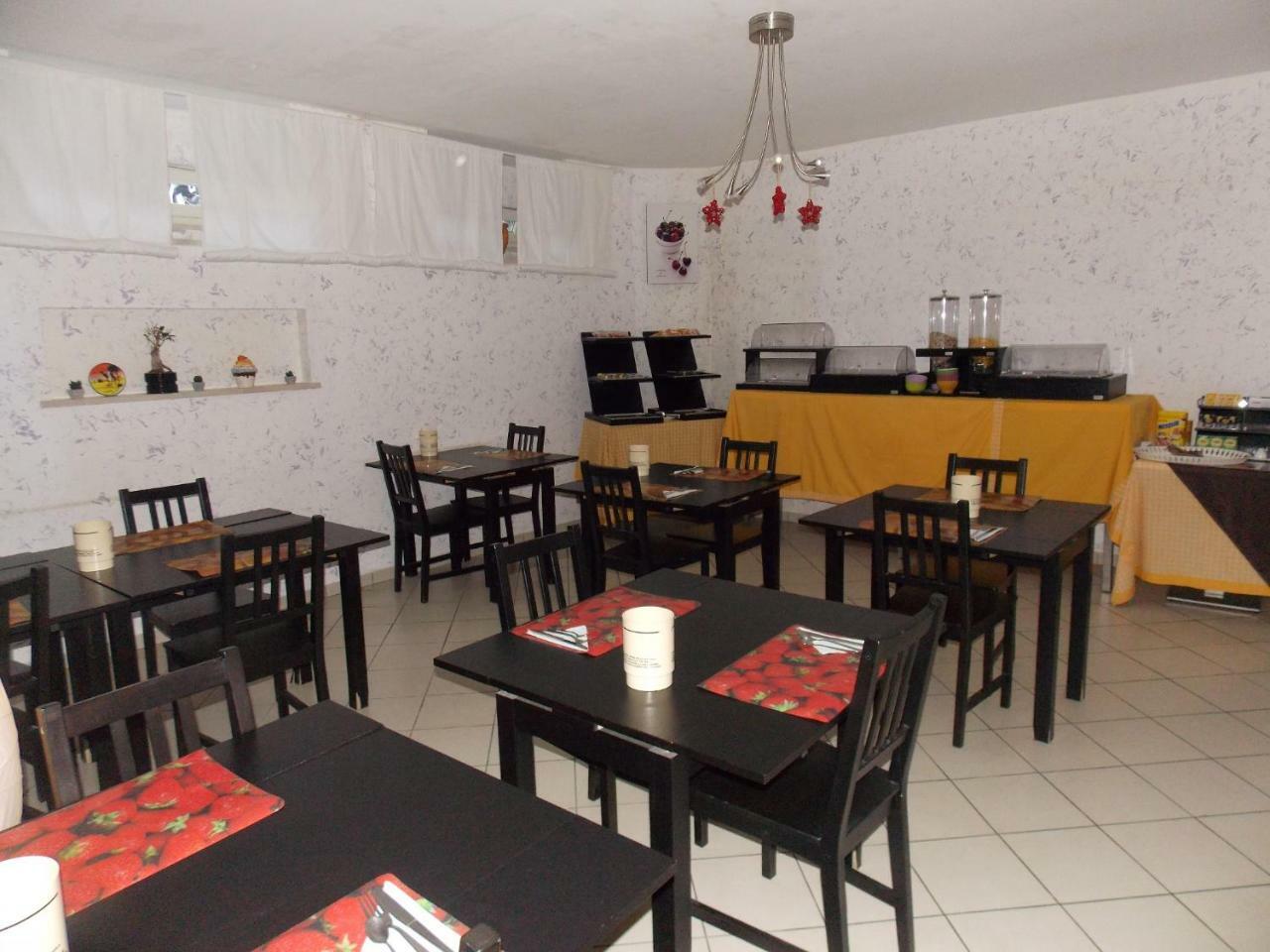 Sorrento Relais Basement Hotel Bagian luar foto